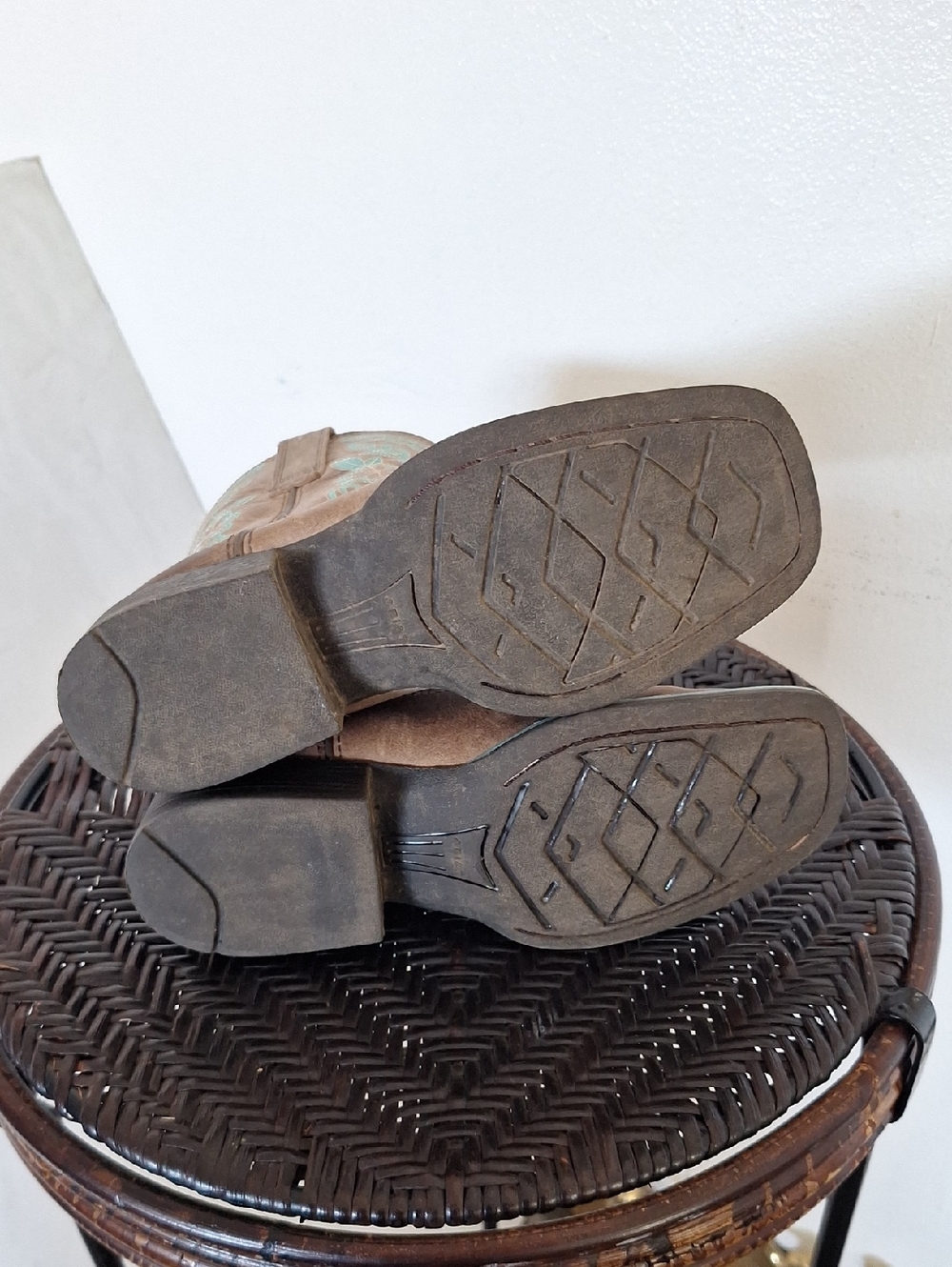 Ariat Girls Kid Boots Size 1 - Picture 9 of 12